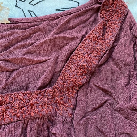 LA Hearts Red Top - Picture 5 of 8